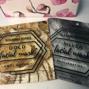 💖5 For $20. Gold and Silver face masks.